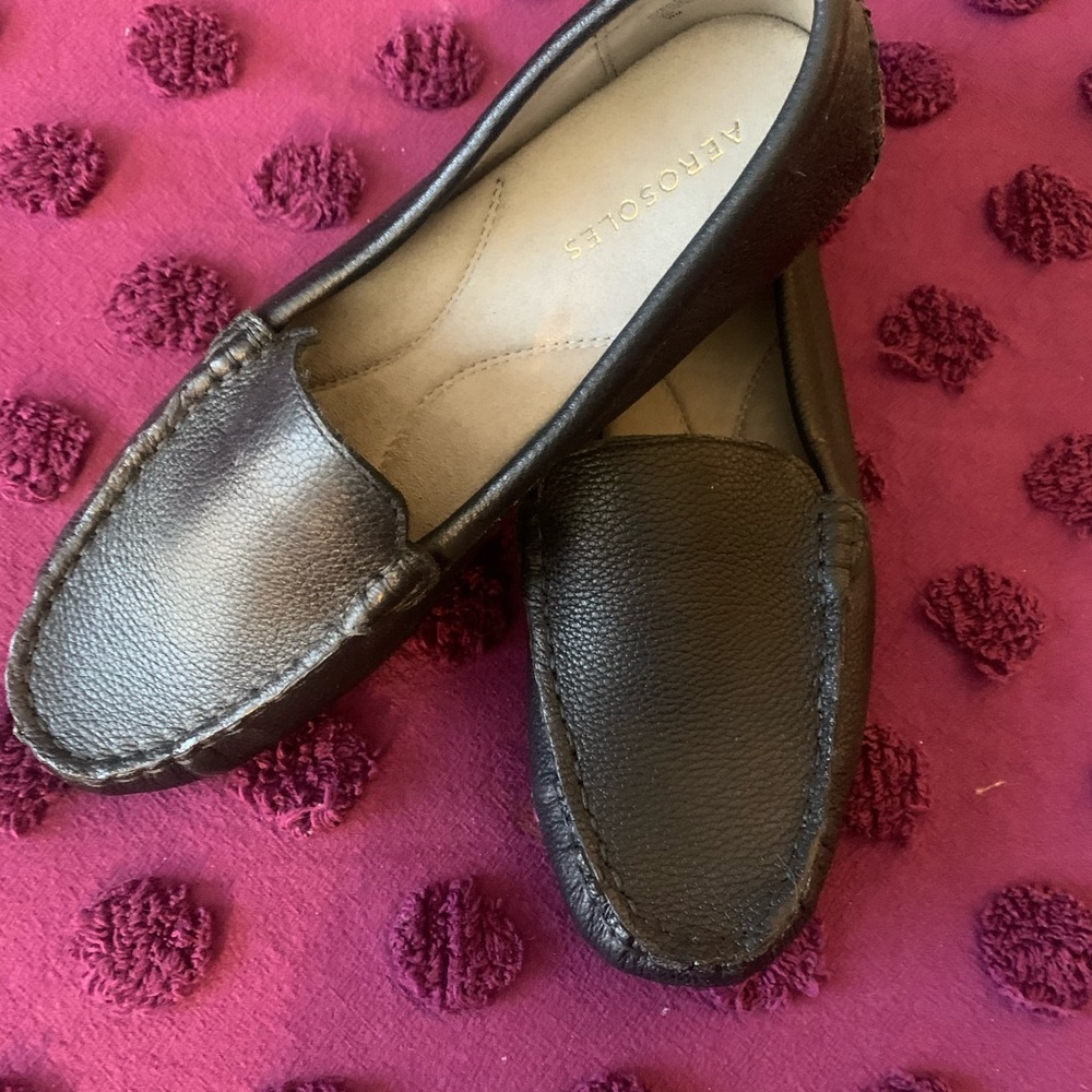 AEROSOLES Dark Leather Slip-Ons